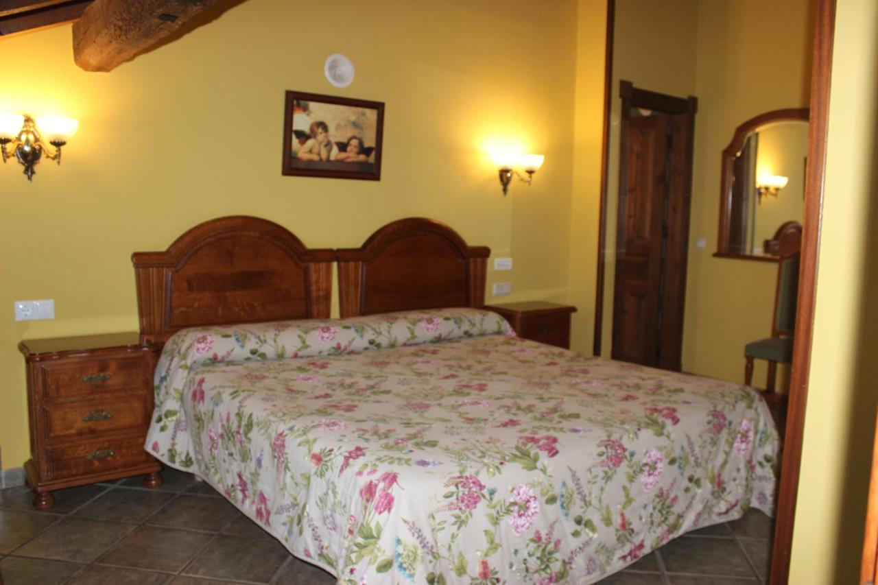 Bed and Breakfast La Venta De Quijas Exteriér fotografie